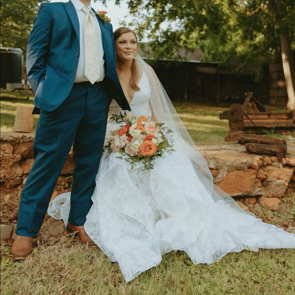 Anthropologie Wedding Dress - Picture 5 of 7